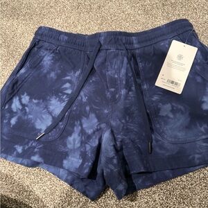NWT Athleta Navy Blue shorts